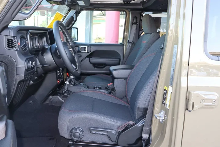 $46988 : 2025 Wrangler Rubicon image 7