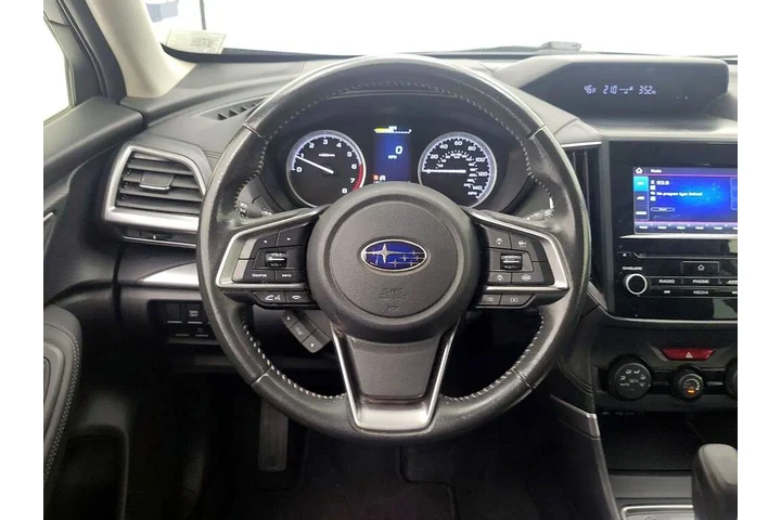 $27998 : Subaru Forester 2023 AWD Pre image 10