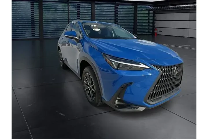 $39998 : Lexus NX 250 2025 4dr Crosso image 2
