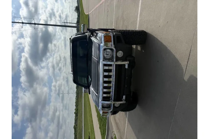 $14995 : 2010 HUMMER H3 Alpha image 6