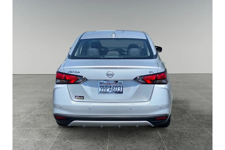 $24164 : Nissan Versa 2023 SV 4dr Sed image 4