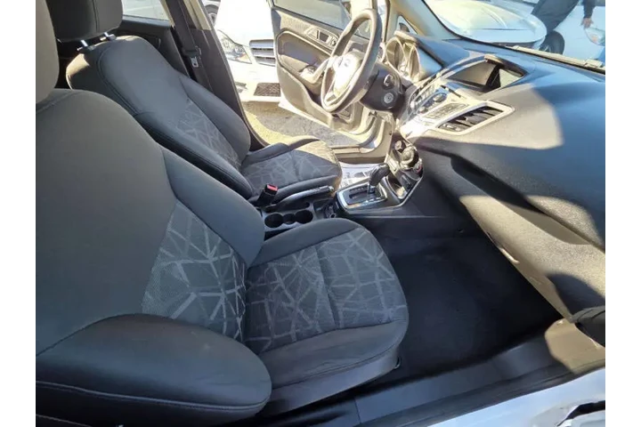 $7995 : 2011 Fiesta SE image 10