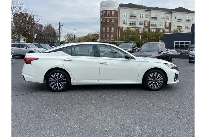 Nissan Altima 2025 2.5 SV 4d image 3