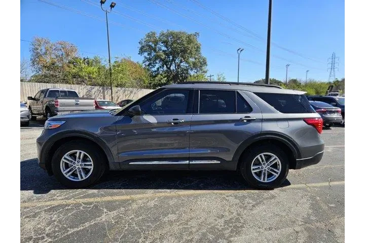 $32500 : Ford Explorer 2023 XLT 4dr S image 6