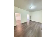 $1750 : 1 BED APT IN HUNTINGTON PARK thumbnail
