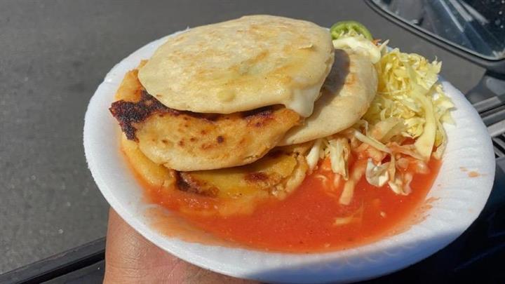 PUPUSAS ILIMITADAS MAIZ ARROZ image 1