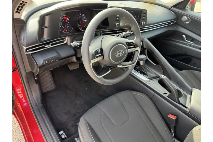 $17499 : Hyundai ELANTRA 2022 SEL 4dr image 9