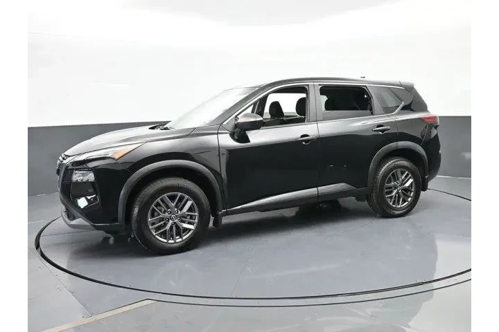 $18995 : Nissan Rogue 2023 S 4dr Cros image 2