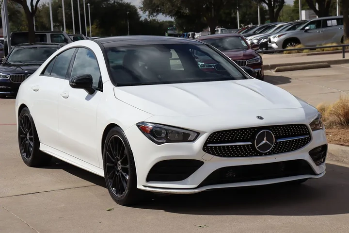 $25995 : 2020 CLA 250 Coupe image 3