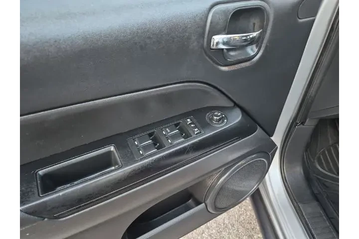 $3488 : Jeep Patriot 2017 Latitude 4 image 9