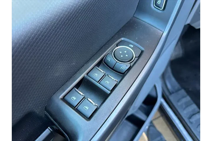 $33975 : Ford F-150 2022 4x4 XLT 4dr image 10