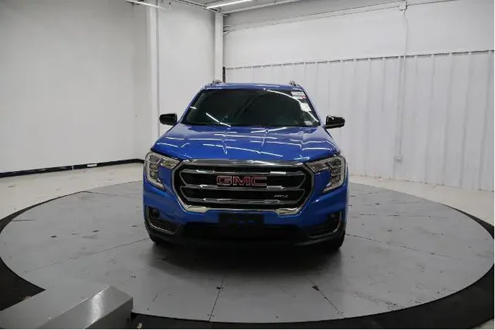 $27995 : GMC Terrain 2024 AWD AT4 4dr image 9