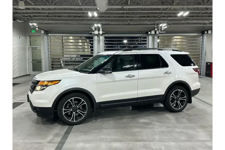 $9855 : Ford Explorer 2013 AWD Sport image 1