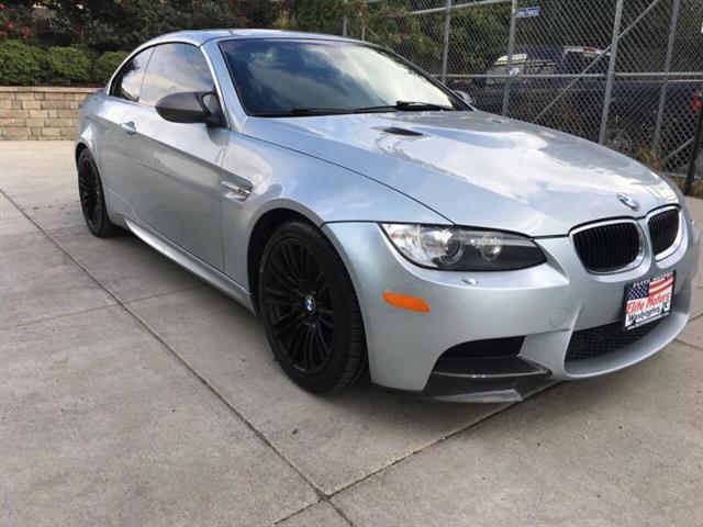 $29999 : 2010 BMW M3 image 7