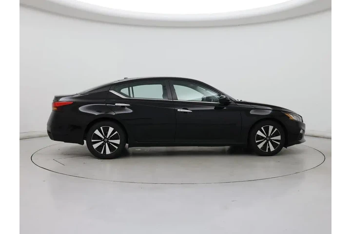 $20998 : Nissan Altima 2022 2.5 SV 4d image 7