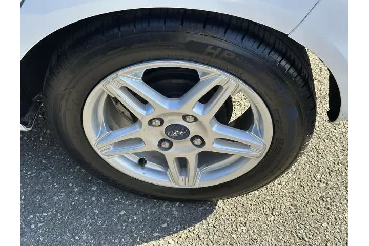 $7800 : Ford Fiesta 2019 SE 4dr Hatc image 10