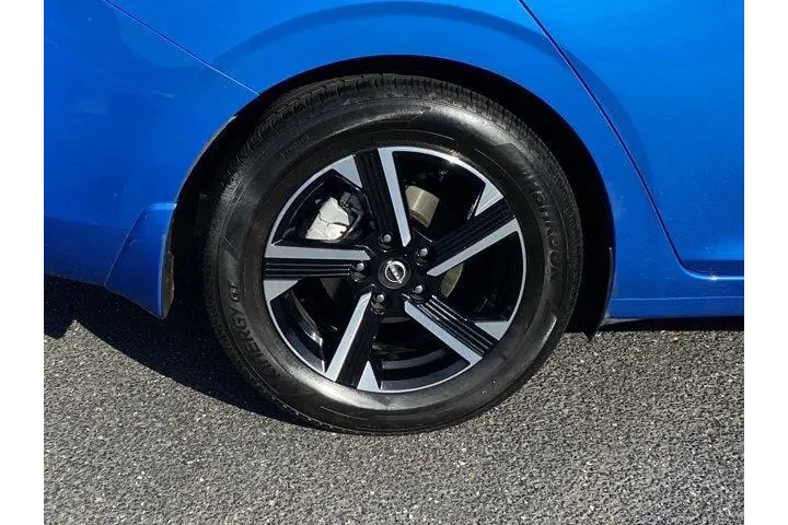 $18550 : Nissan Sentra 2025 SV 4dr Se image 10