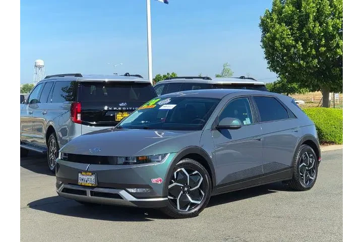 $22900 : Hyundai IONIQ 5 2024 SE Stan image 8