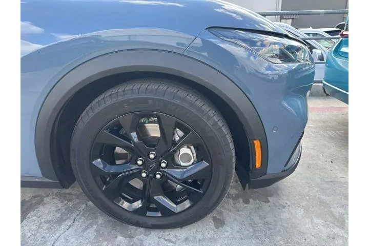 $36785 : Ford Mustang Mach-E 2024 AWD image 3