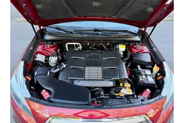 $14940 : 2017 Outback 3.6R Limited image 9