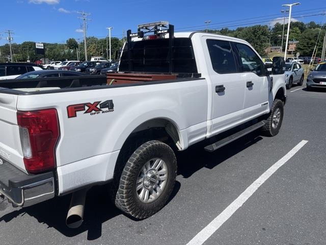 $39998 : PRE-OWNED 2017 FORD F-250SD X image 3