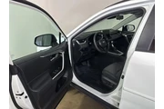 $35097 : Gold Certified 2024 RAV4 XLE thumbnail