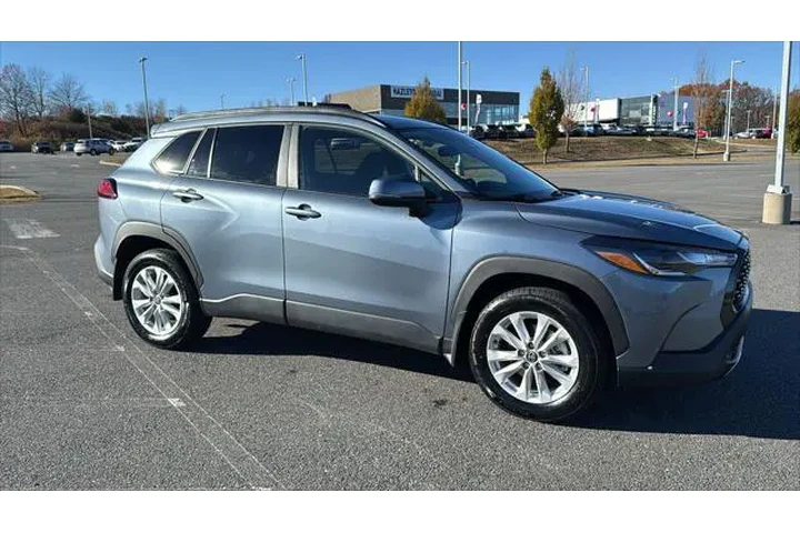$25249 : Toyota Corolla Cross 2023 AW image 2