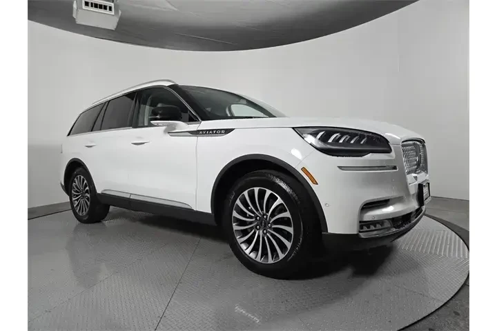 $35702 : Lincoln Aviator 2020 AWD Res image 2