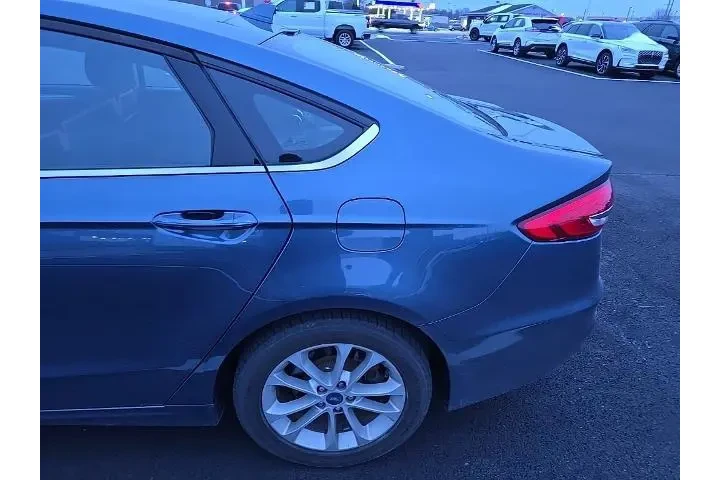 $13614 : Ford Fusion 2019 SE 4dr Seda image 6