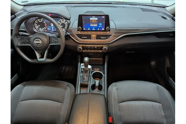 $21997 : Nissan Altima 2024 2.5 SV 4d image 6