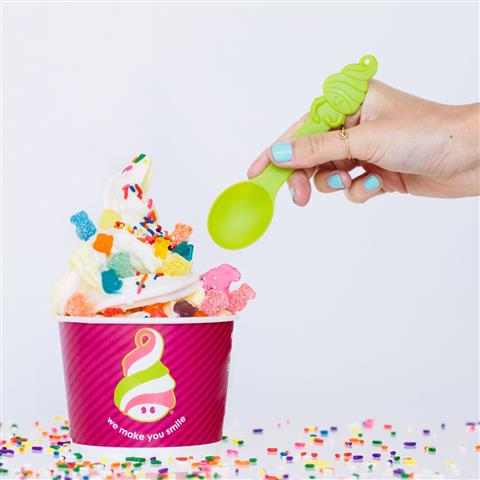 Menchie's Frozen Yogurt image 9