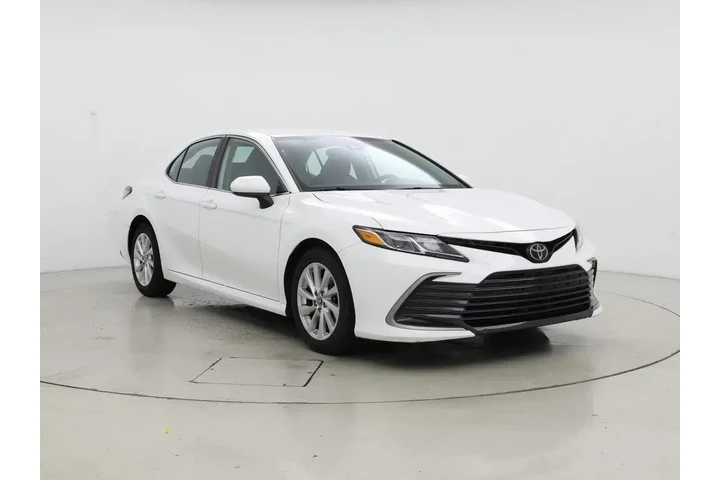 $20998 : Toyota Camry 2023 LE 4dr Sed image 1