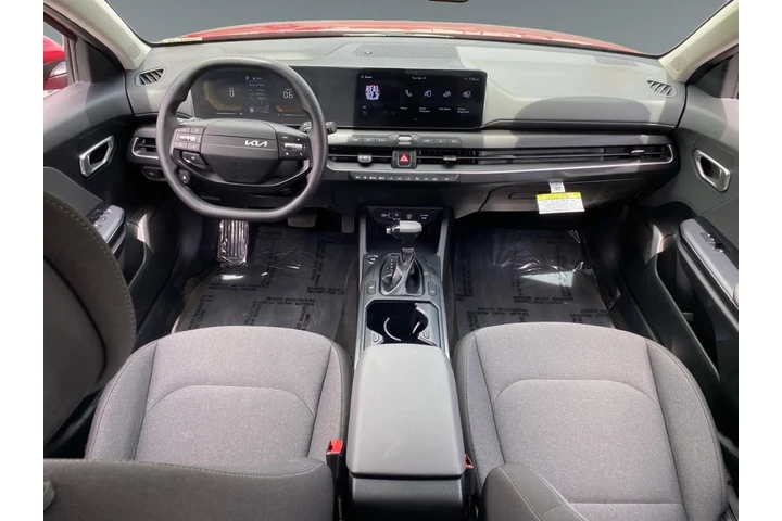 $29598 : Kia K4 2025 image 10