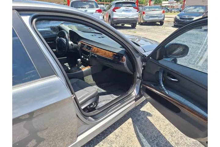$6000 : 2010 BMW 3-Series 328I image 10