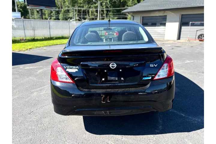 $6995 : 2015 Versa image 3