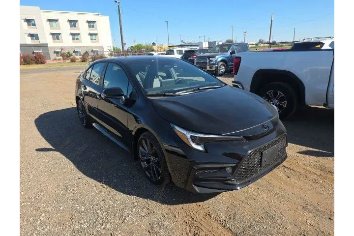 $33900 : Toyota Corolla 2026 XSE 4dr image 1