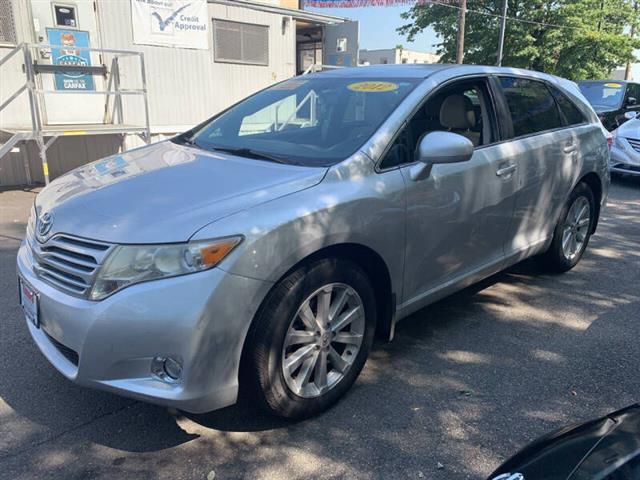 $9499 : 2012 Venza LE image 3