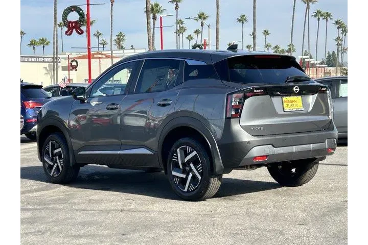 $26195 : Nissan Kicks 2026 SV 4dr Cro image 2