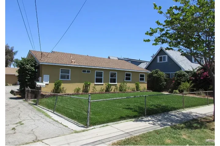 $2120 : Ready to move in. image 1