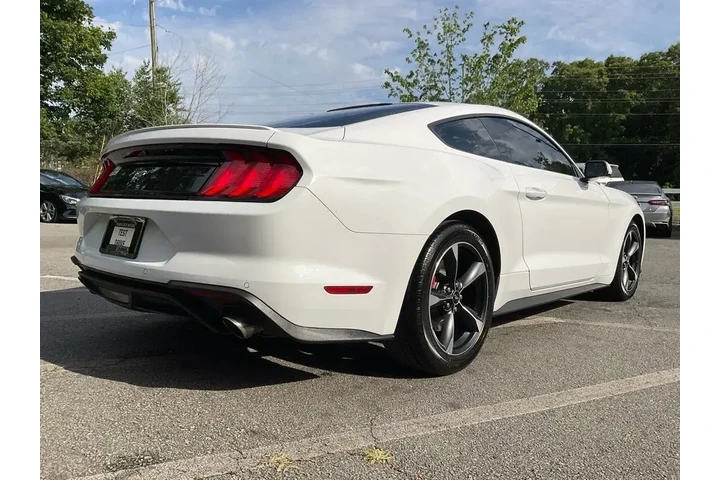 $18985 : Ford Mustang 2019 EcoBoost 2 image 5