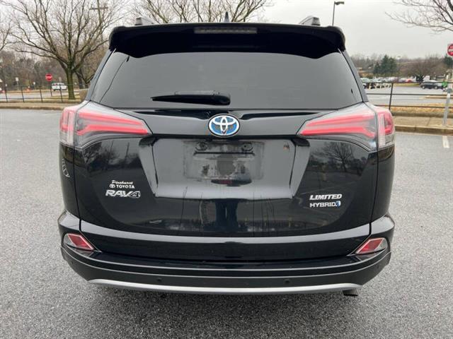 $16900 : 2017 RAV4 Hybrid Limited image 7