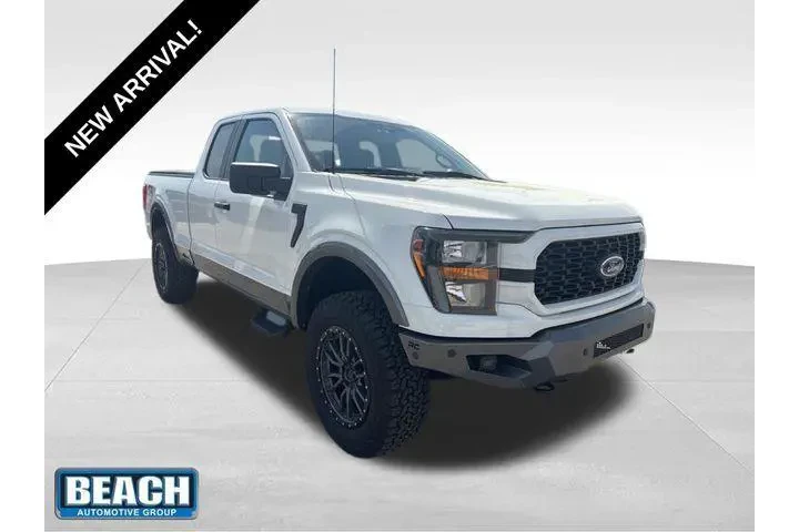 $36974 : Ford F-150 2023 4x4 XL 4dr S image 1