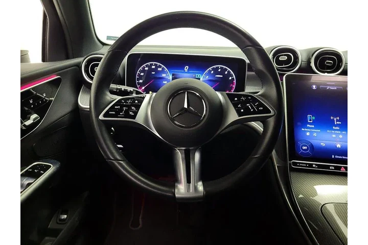 $37998 : Mercedes-Benz GLC 2024 AWD G image 10