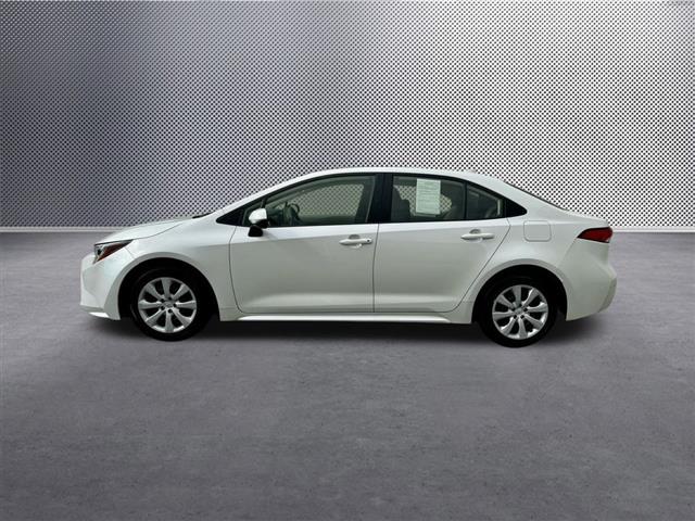 $18407 : 2020 Corolla LE image 4