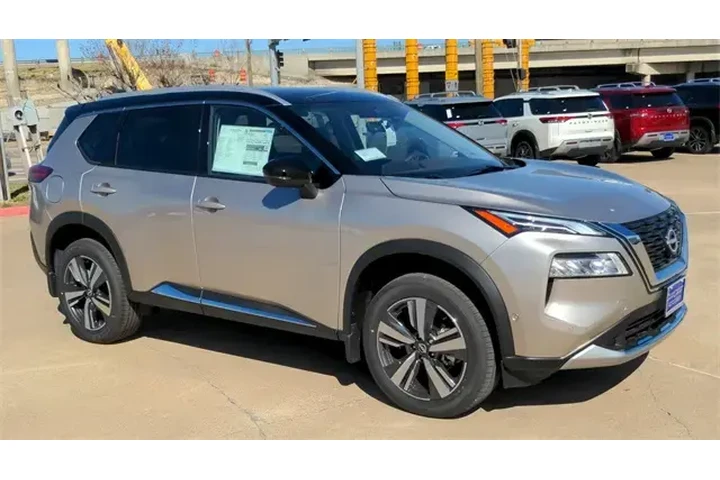 $30639 : Nissan Rogue 2023 AWD Platin image 9