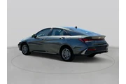 $18420 : Hyundai ELANTRA 2024 SEL 4dr thumbnail