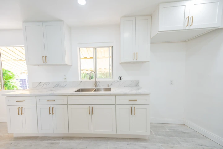 $3250 : 2 recamaras casa de renta image 3