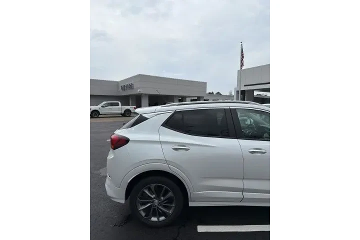 $19452 : Buick Encore GX 2022 AWD Sel image 4