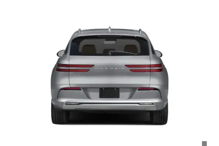 $39950 : Genesis Electrified GV70 202 image 5