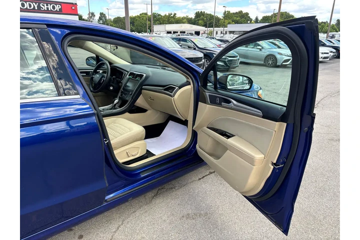 $8980 : 2016 Fusion 4dr Sdn SE FWD image 8